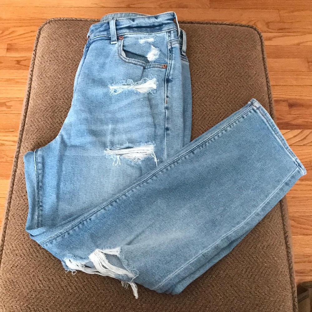 American Eagle Ripped Mom Jeans